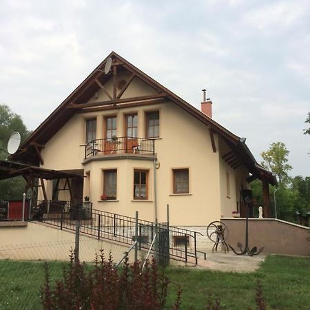 Cosy Rooms On The Lake Near Budapest And The Airport Isaszeg Esterno foto